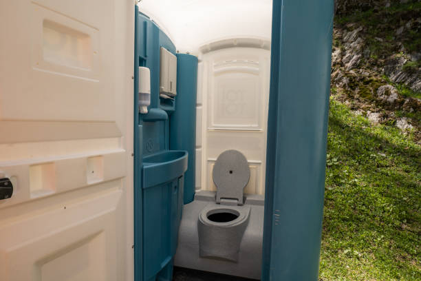 Best Luxury portable toilet rental  in Concordia, NJ